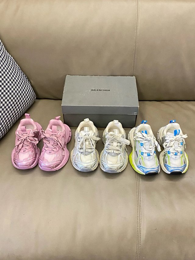 Balenciaga children's shoes: seller detail photo 9