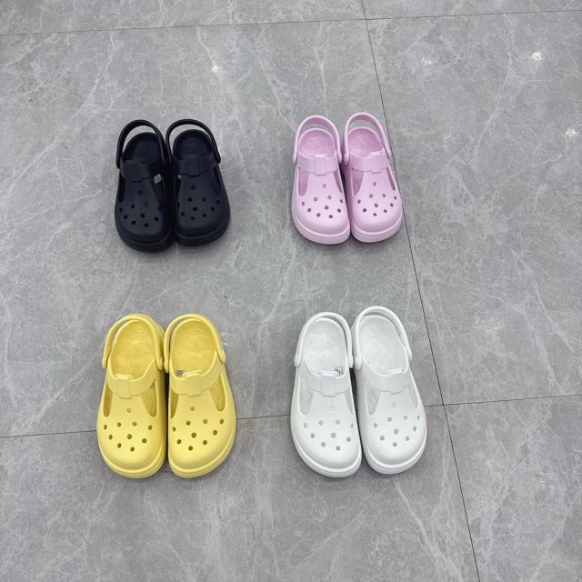 Crocs Children's Slippers Shoes: seller detail photo 4