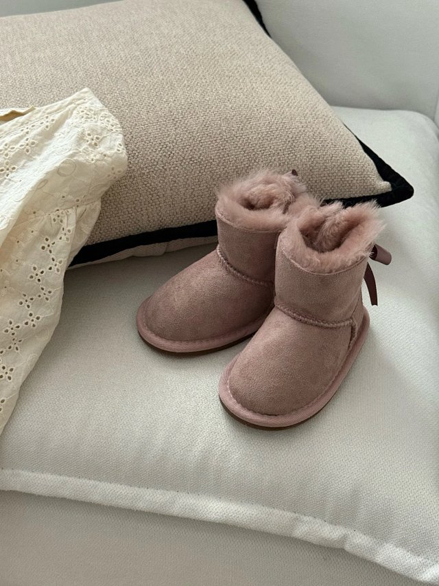 UGG Children's snow boots: seller detail photo 13