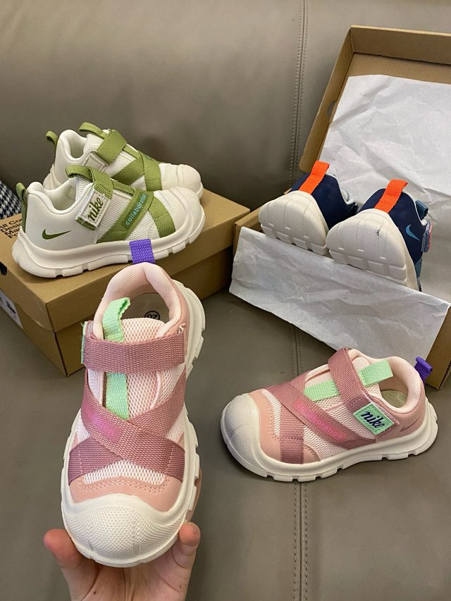 Nike children's Shoes: seller detail photo 5