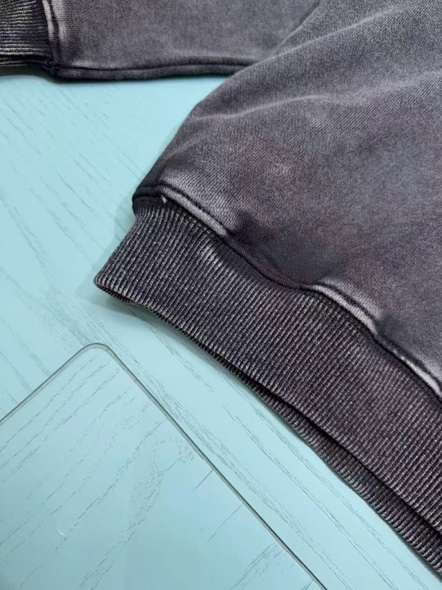 Balenciaga Children‘s Hoodie: seller detail photo 8