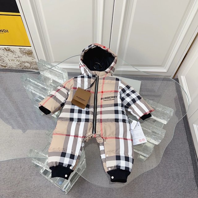 Burberry Children's Jumpsuit: seller detail photo 6