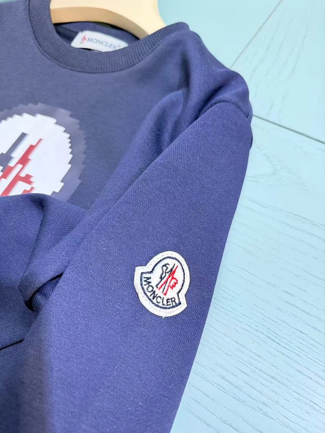 Moncler Children’s Set: seller detail photo 9