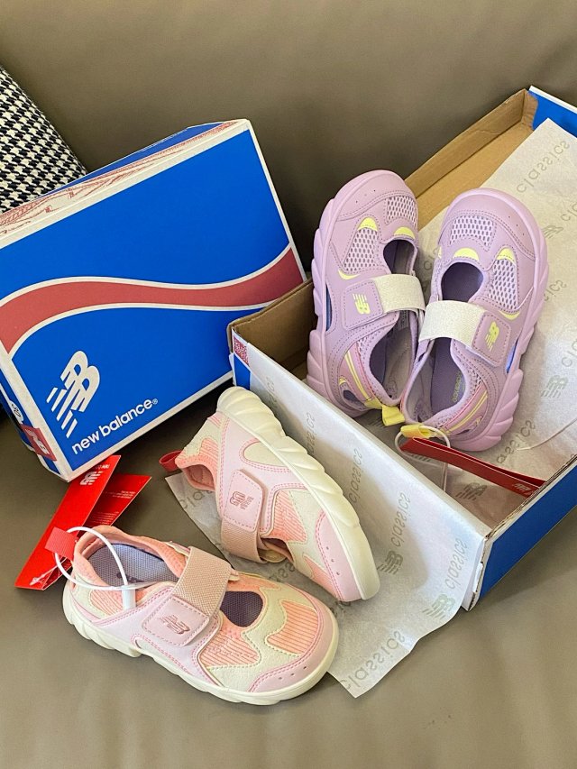 New Balance children's Slippers Shoes: seller detail photo 4