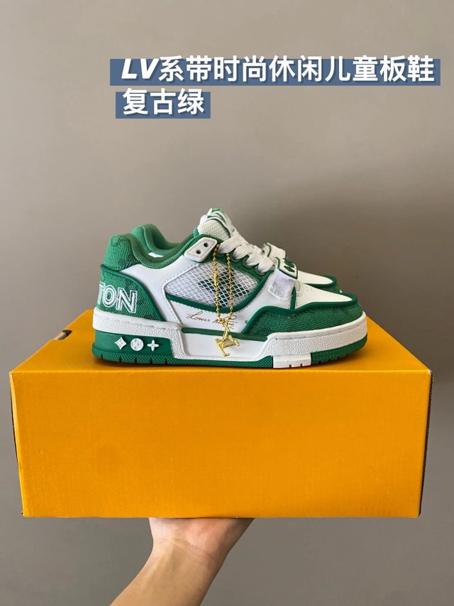 LV Louis Vuitton Children's Shoes: seller detail photo 11