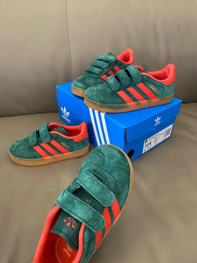 Adidas Children's Shoes: seller detail photo 8