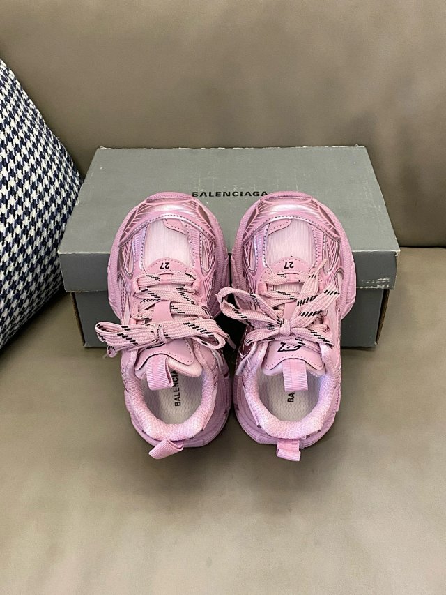 Balenciaga children's shoes: seller detail photo 6