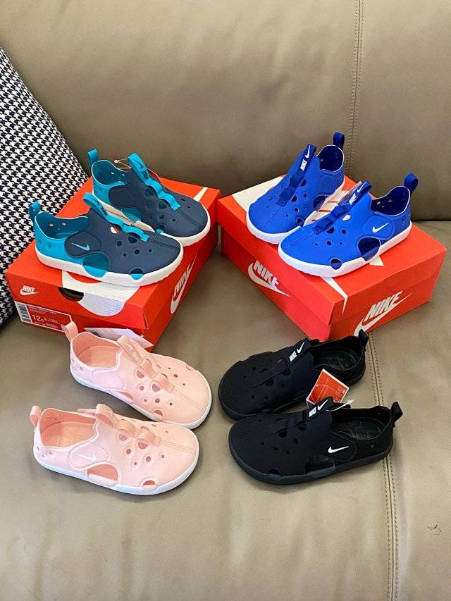 Nike children's Slippers Shoes: seller detail photo 11