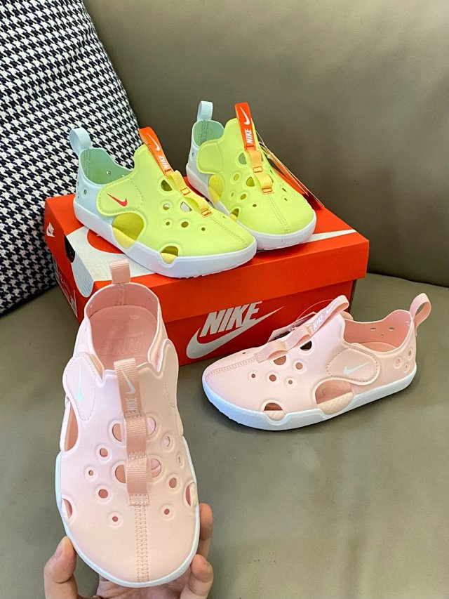 Nike children's Slippers Shoes: seller detail photo 14