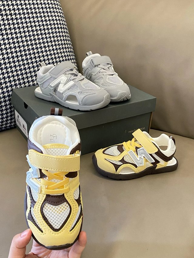 New Balance children's Slippers Shoes: seller detail photo 5