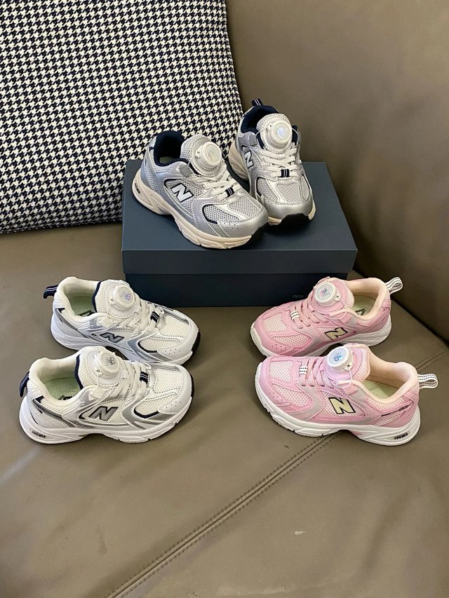 New Balance 530 children's Shoes: seller detail photo 3