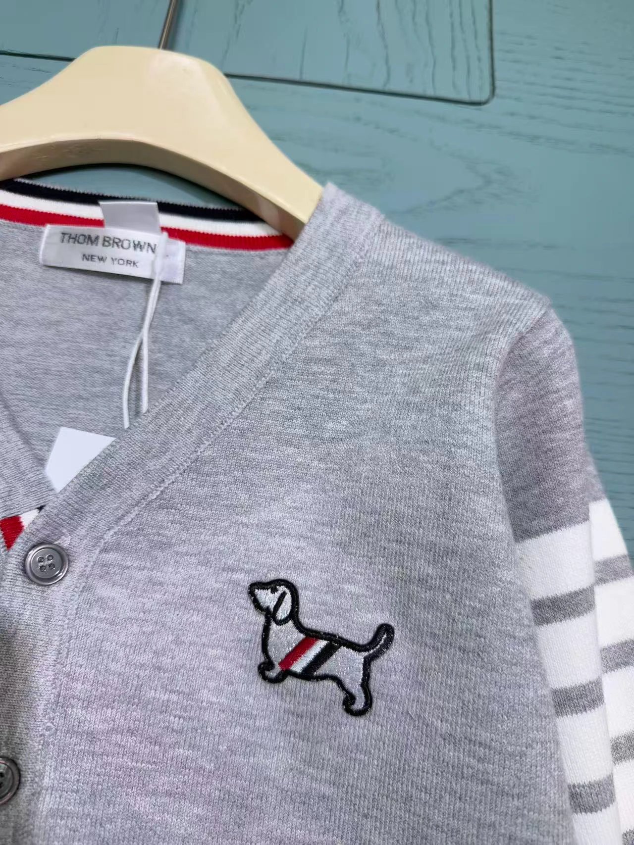 Thom Browne Dog Embroidery V-Neck Cardigan Gray - 7