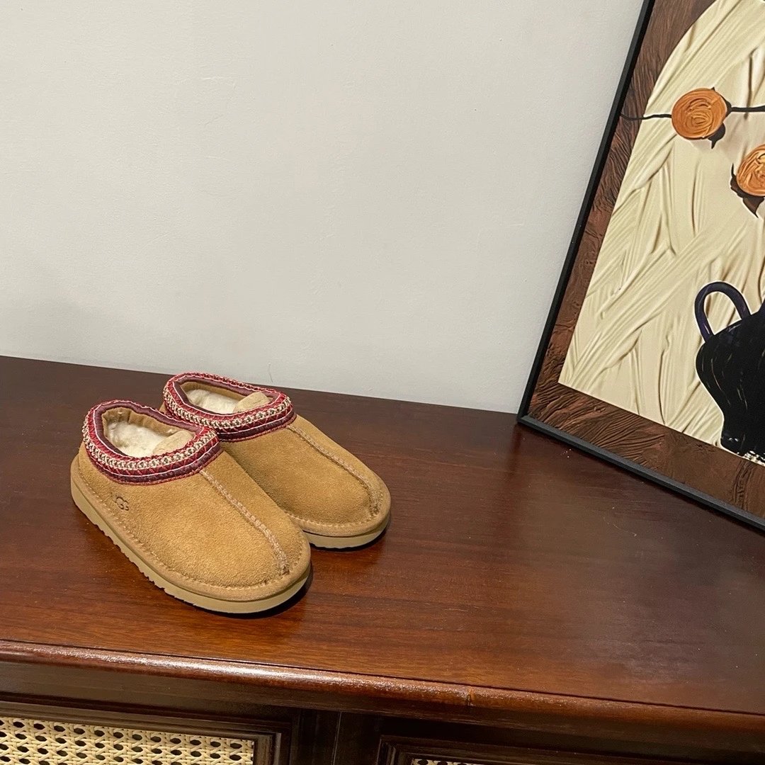 UGG Children's snow boots | 2 colorways