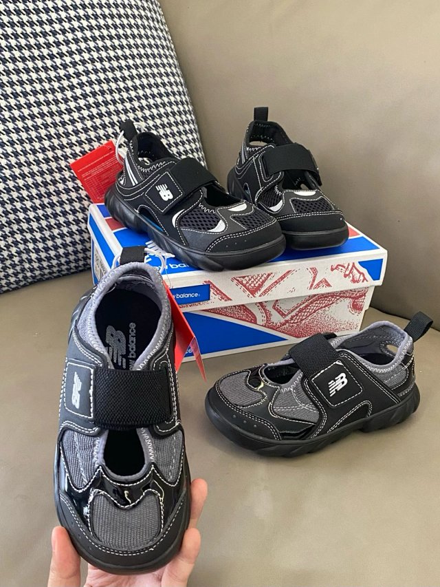 New Balance children's Slippers Shoes: seller detail photo 7