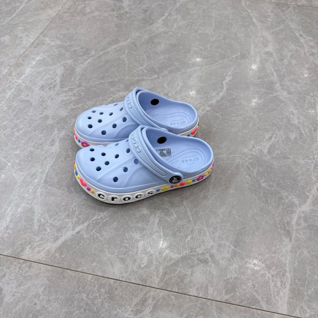 Crocs Children's Slippers Shoes: seller detail photo 8