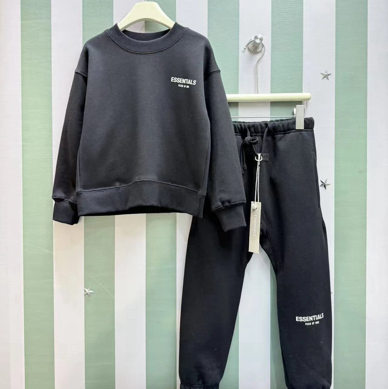 Essentials Children's Set | 1 colorways