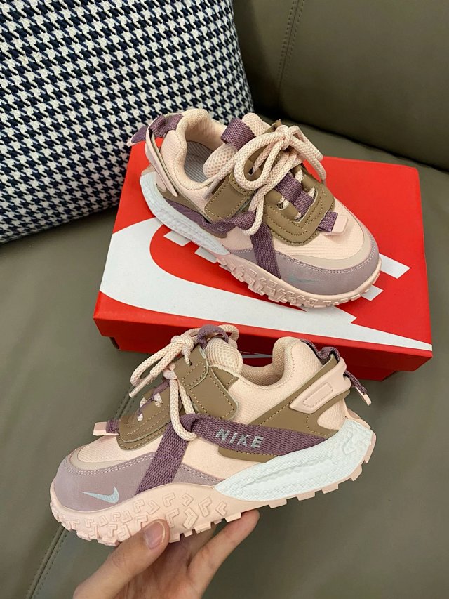 Nike Children‘s Shoes: seller detail photo 5