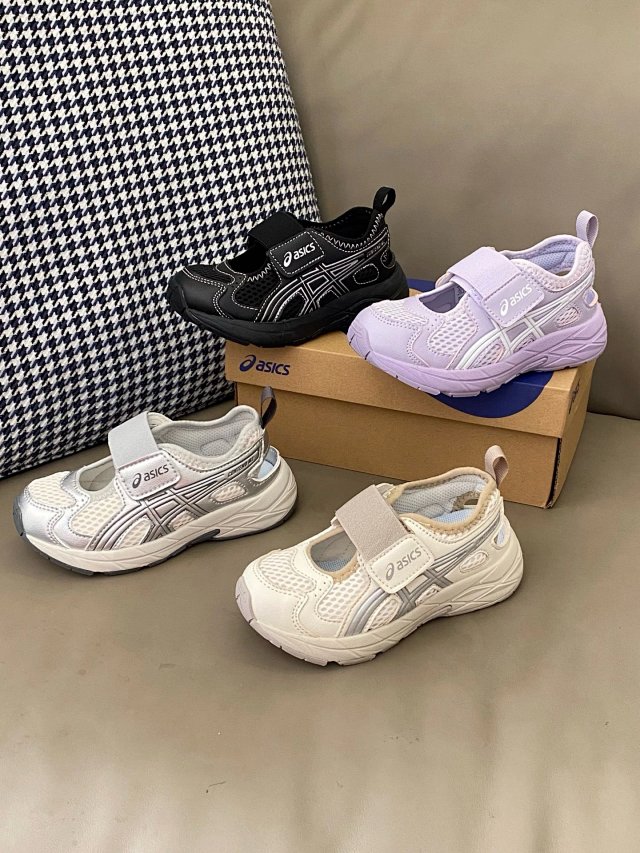 Asics Children's Shoes: seller detail photo 12
