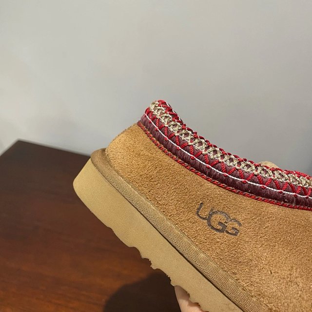 UGG Children's snow boots: seller detail photo 6