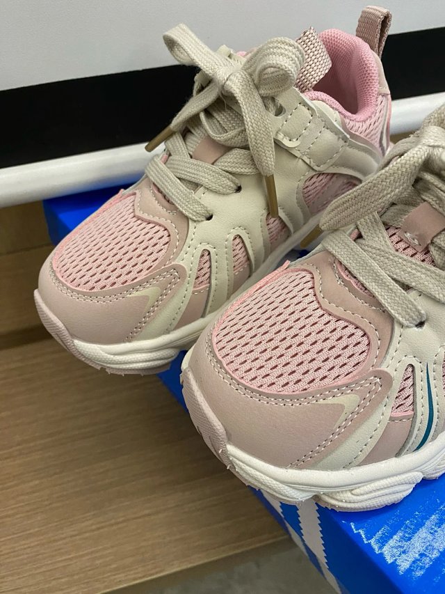 Adidas Children's Shoes: seller detail photo 9