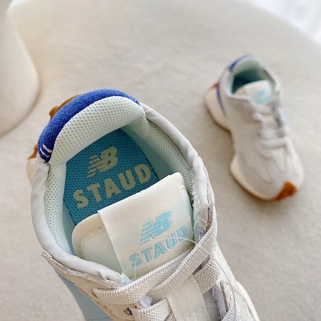 New Balance 327 children's Shoes: seller detail photo 12