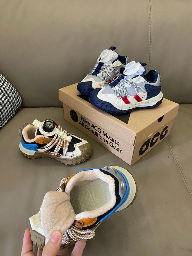 Nike ACG children’s Shoes: seller detail photo 8