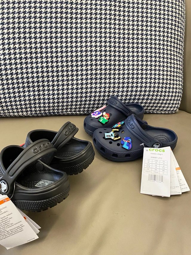 Crocs Children's Slippers Shoes: seller detail photo 14