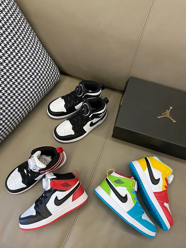 Nike Jordan1 children's Shoes: seller detail photo 3