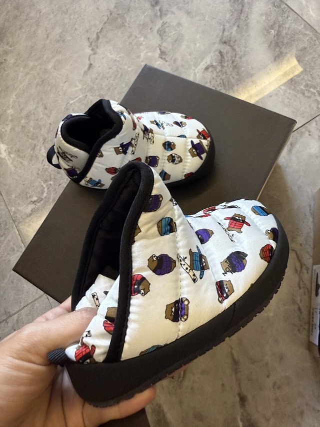 Adidas Children's Shoes: seller detail photo 6
