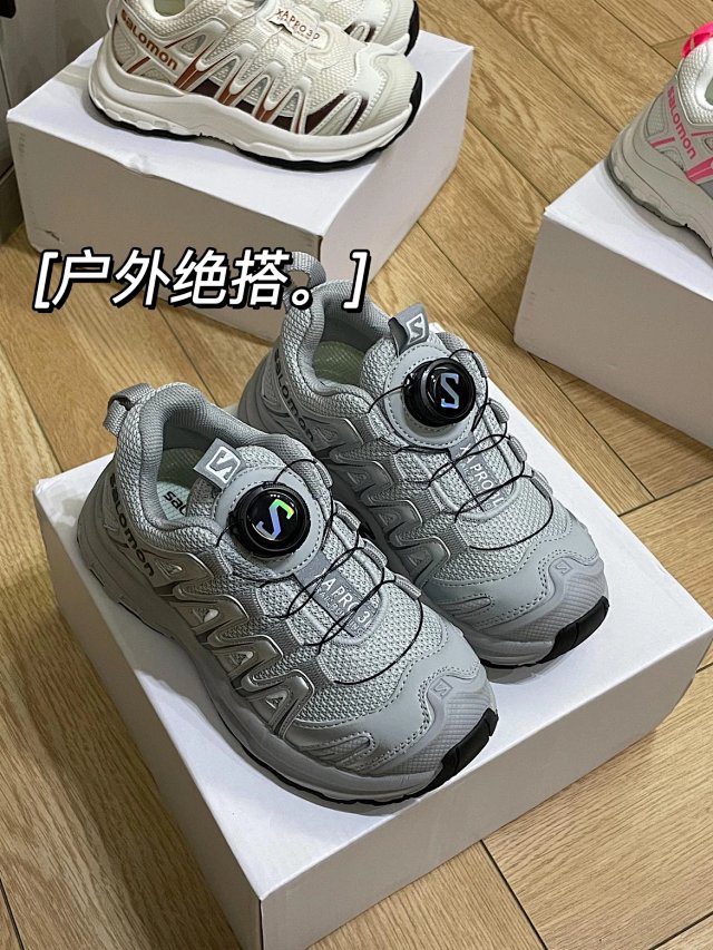 Salomon Children's Shoes: seller detail photo 6