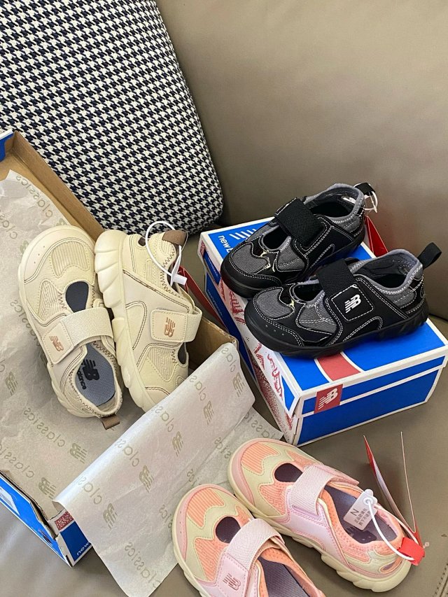 New Balance children's Slippers Shoes: seller detail photo 8