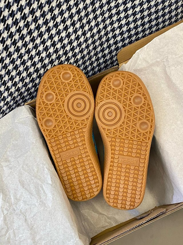 Adidas Children's Shoes: seller detail photo 13