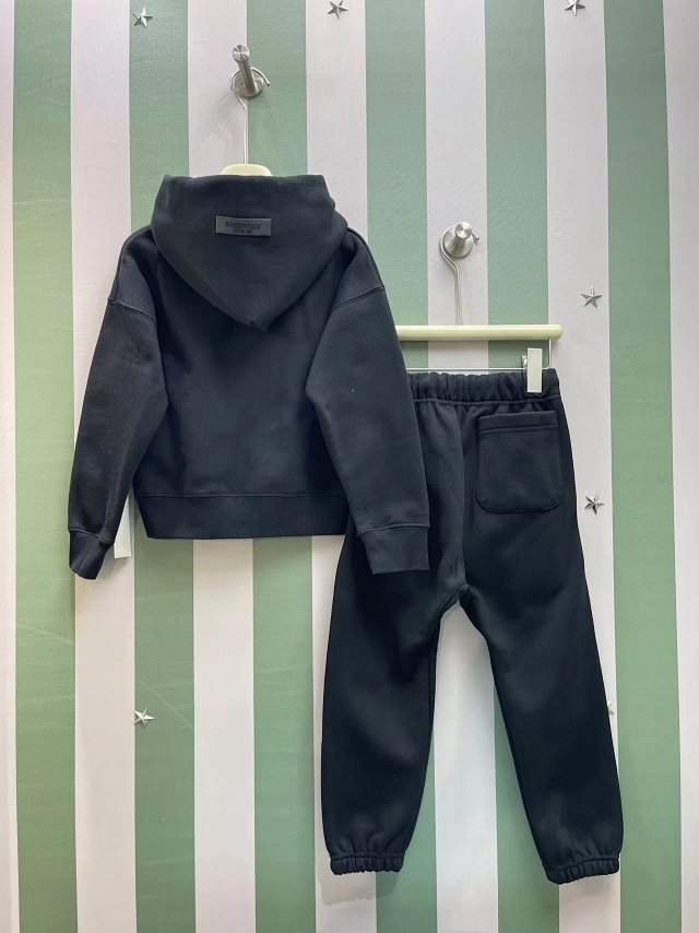 Essential Children’s Set: seller detail photo 2