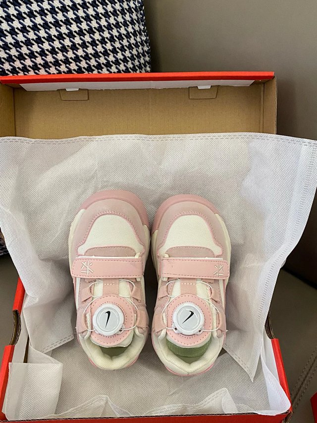 Nike children's Shoes: seller detail photo 3