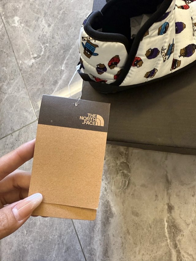 Adidas Children's Shoes: seller detail photo 8