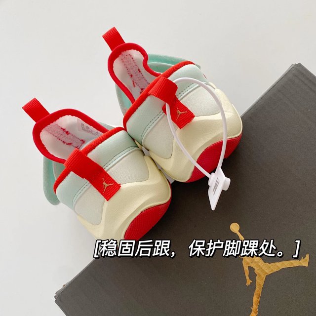 Nike Jordan children's slippers Shoes: seller detail photo 9