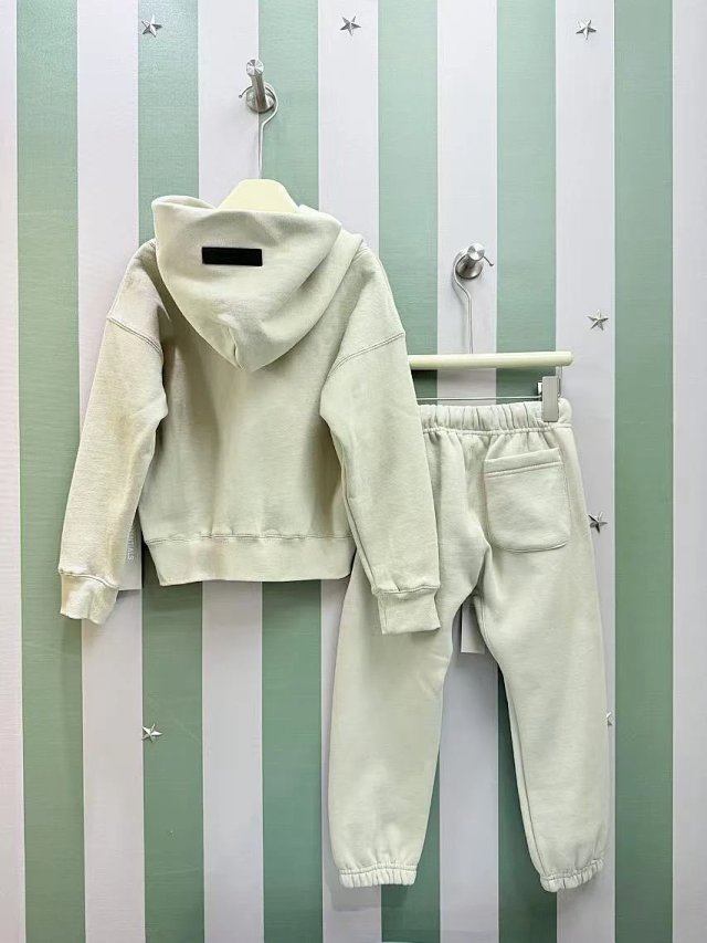 Essential Children’s Set: seller detail photo 4