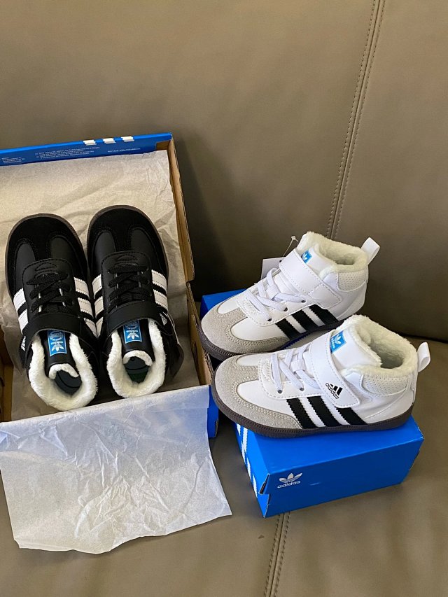 Adidas Children's Shoes: seller detail photo 2