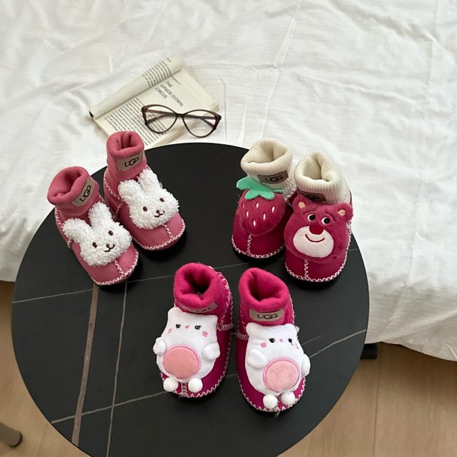 UGG Children's snow boots: seller detail photo 9