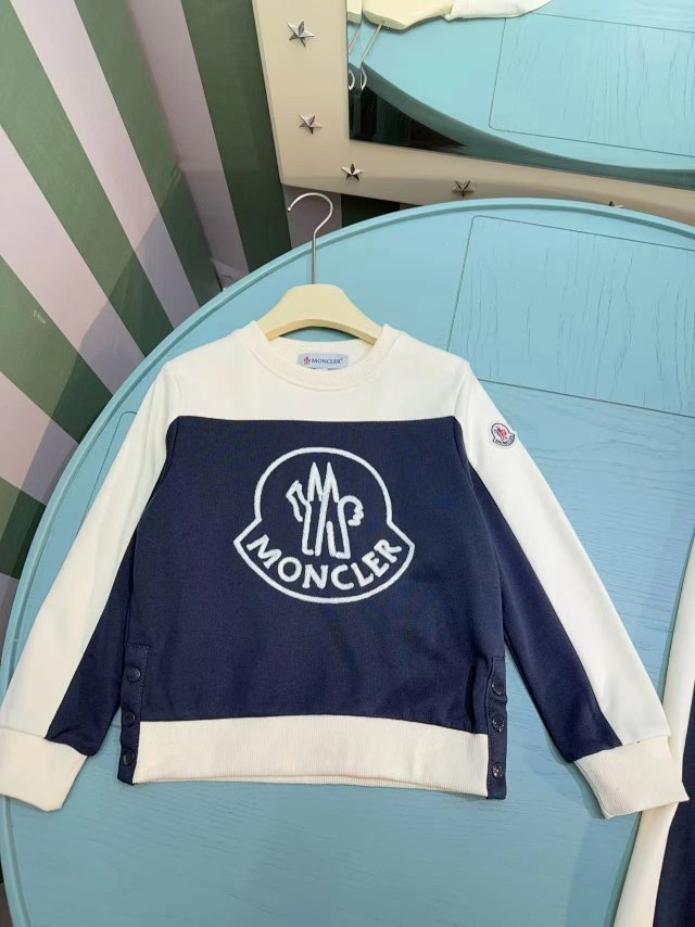 Moncler Children’s Set: seller detail photo 4