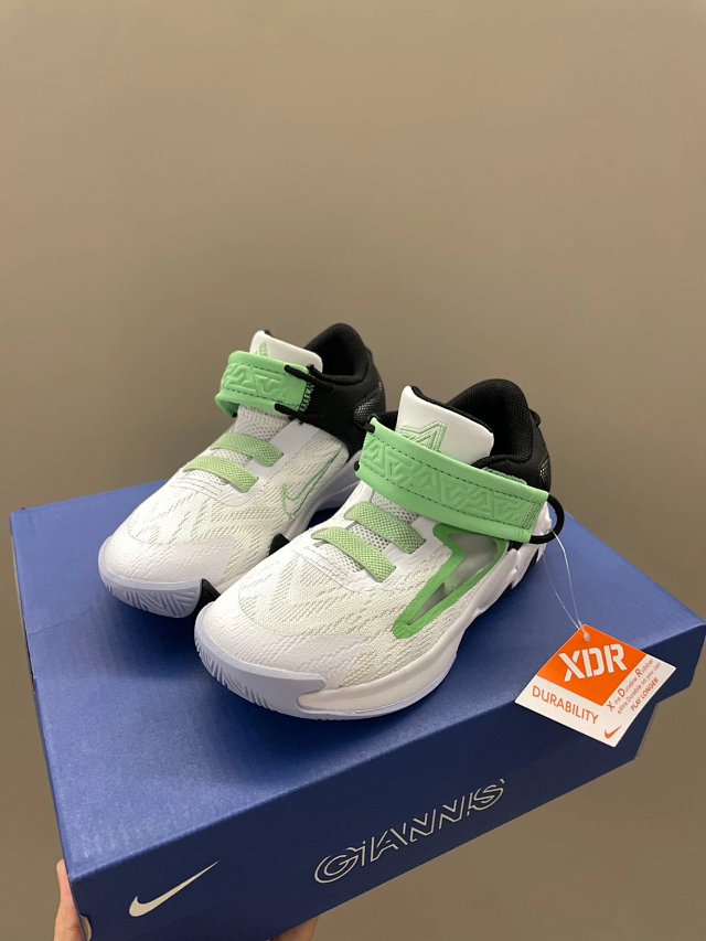 Nike children's slippers Shoes: seller detail photo 12