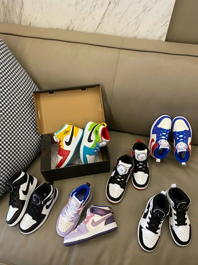 Nike Jordan1 children's Shoes: seller detail photo 2