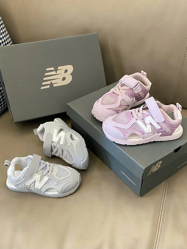 New Balance children's Slippers Shoes: seller detail photo 12