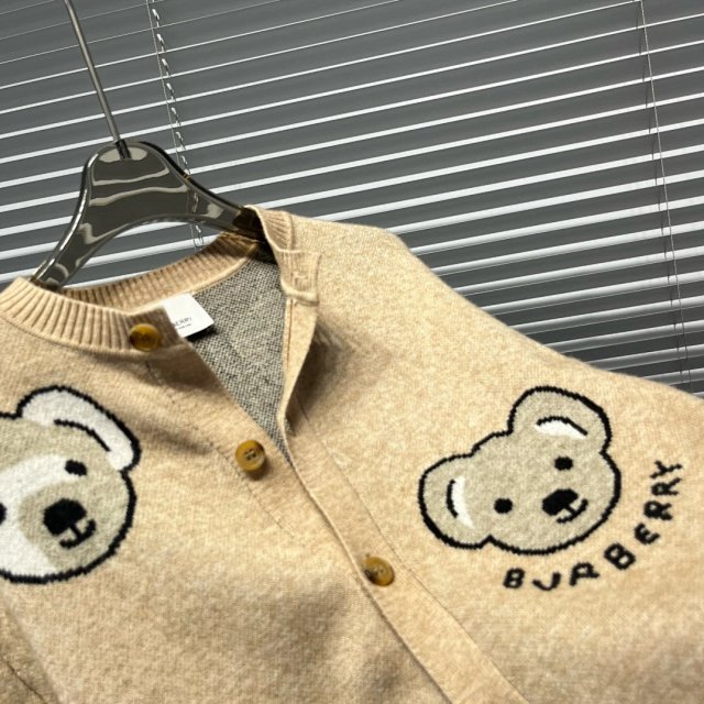 Burberry Children's Hoodie: seller detail photo 4