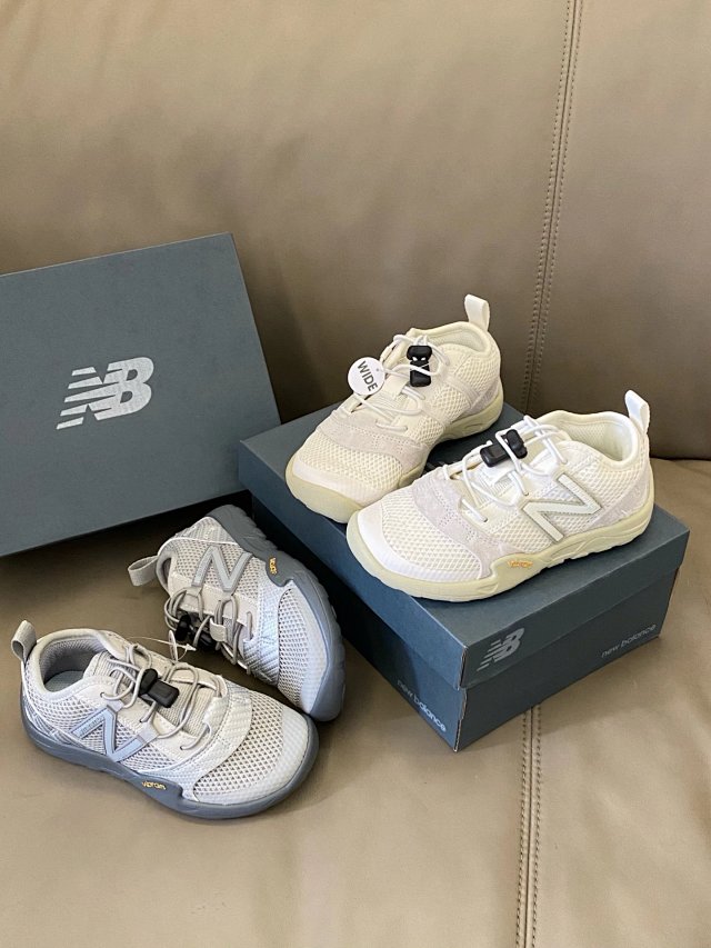 New Balance MT100 children's Shoes: seller detail photo 10