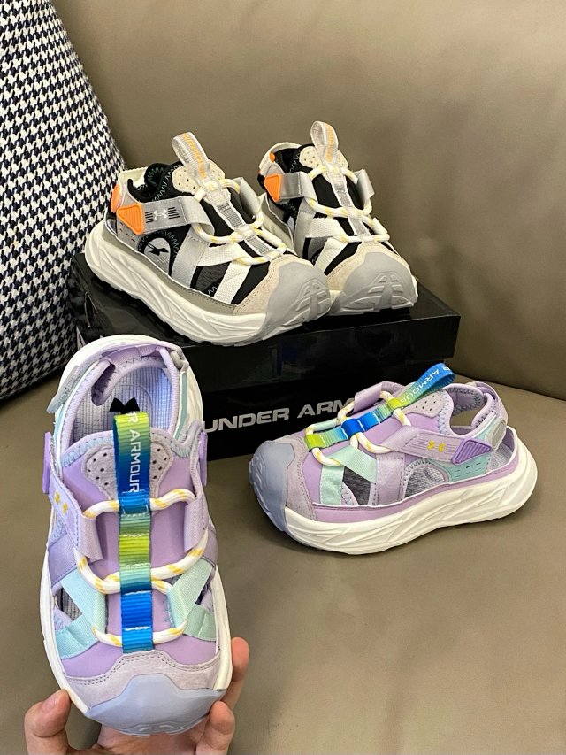 Under Armour Children's Shoes: seller detail photo 7