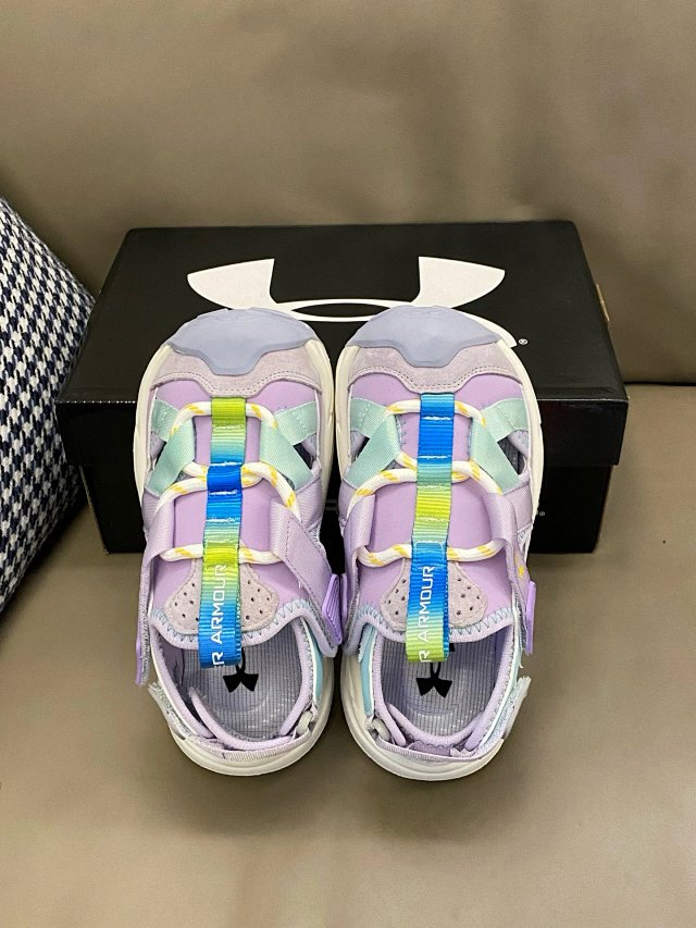 Under Armour Children's Shoes: seller detail photo 8