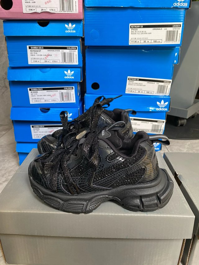 Balenciaga children's shoes: seller detail photo 14