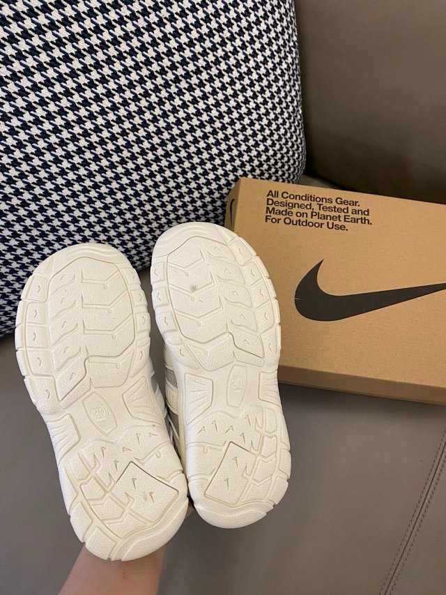 Nike children's Shoes: seller detail photo 11