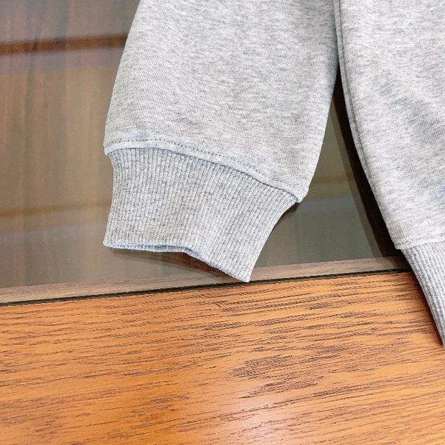 The North Face Children's Hoodie: seller detail photo 6